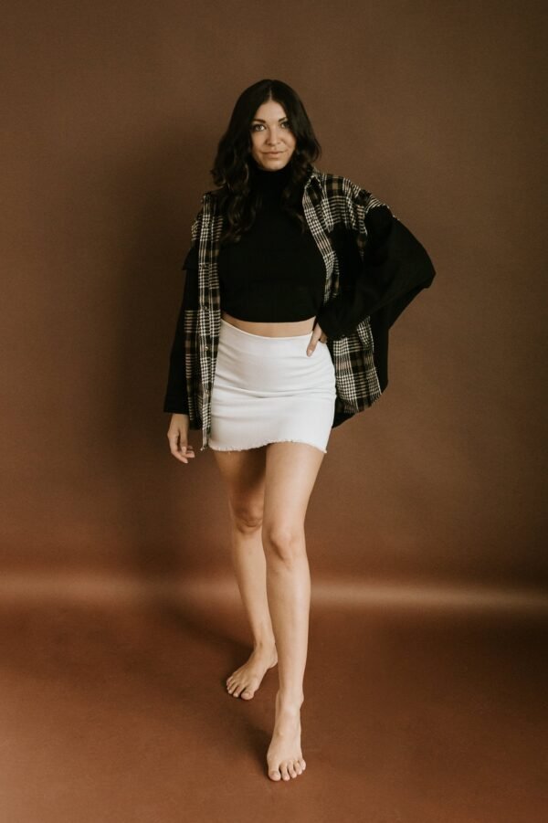 Fredrick Frayed Skirt – Off White Denim - 图片 7